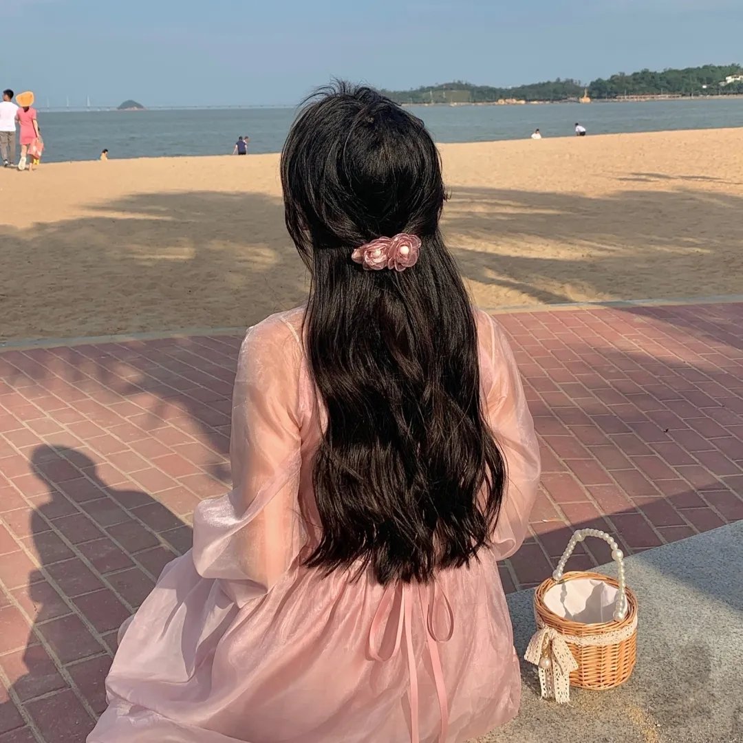 砂砾 海报